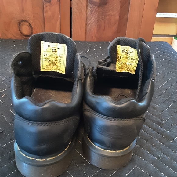 Dr. Martens - Picture 8 of 15